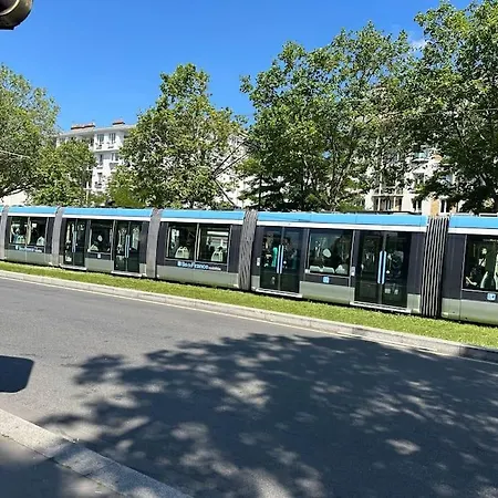 Standing アパート パリ