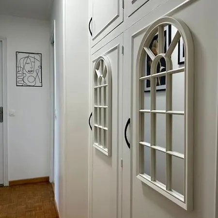 アパート Standing *